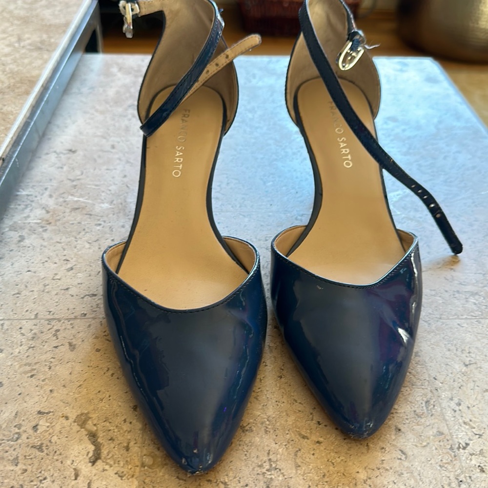 Size 9 Franco Sarto low heeled blue shoes